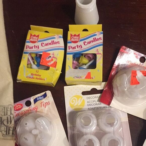 Wilton Decorating Tool Caddy - Picture 6 of 12